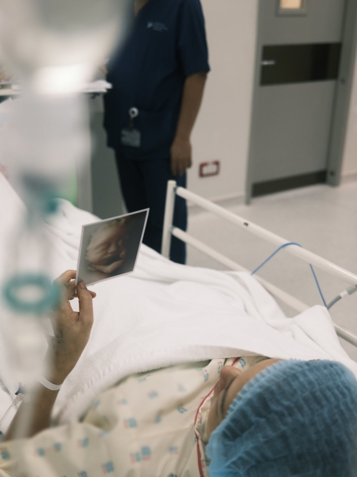 Hành trình 3 năm "tìm" con của Ngô Thanh Vân - Huy Trần khó khăn, thử thách nhưng cuối cùng cả hai cũng có "trái ngọt". Ảnh: FB Huy Trần.