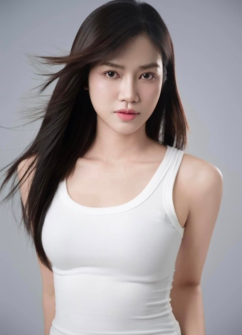Anh Đào gây thương nhớ bởi gương mặt thanh tú. Ảnh: FB Anh Đào.