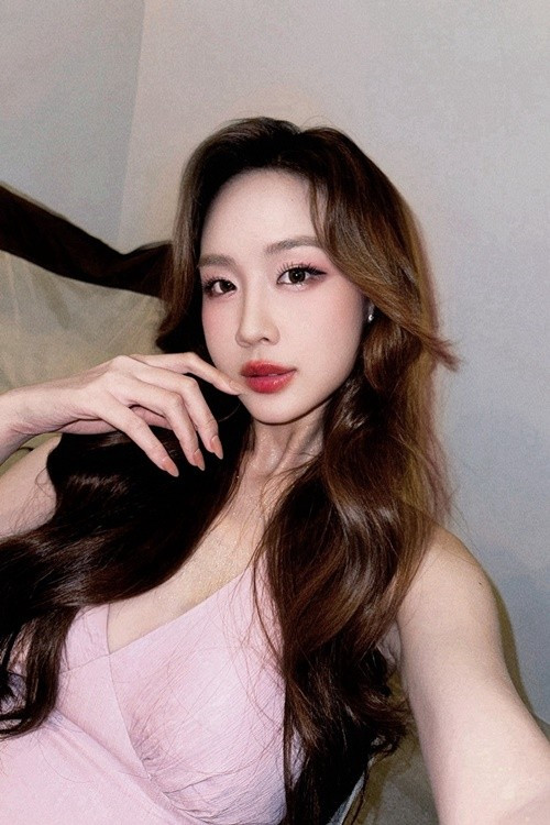 Tuổi 24, Hoa hậu Liên lục địa 2022 kín tiếng về chuyện tình cảm. Ảnh: FB Bảo Ngọc.