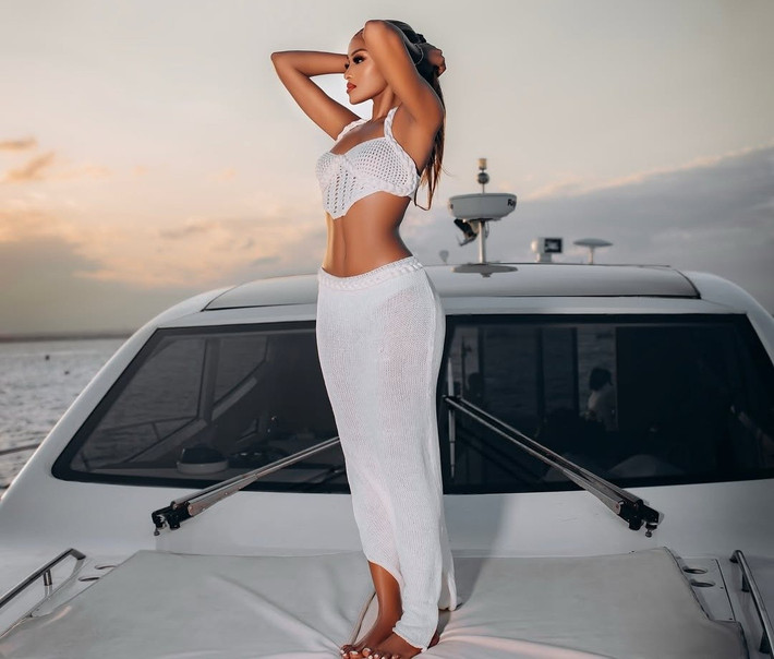 Mỹ nhân người Tanzania năm nay 25 tuổi, tốt nghiệp chuyên ngành Mỹ thuật và Thiết kế tại Đại học Dar es Salaam. Ảnh: Instagram Beatrice Alex.