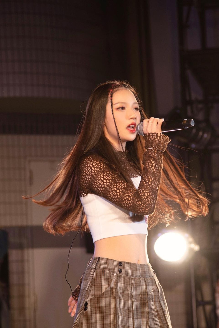 AMEE chính thức thuộc công ty quản lý ST.319 Entertainment vào năm 2018 sau 4 năm làm thực tập sinh. Ảnh: FB AMEE.