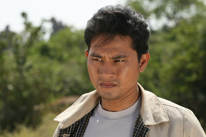 Huỳnh Đông cũng đầu tư phim ảnh. Theo Znews, nam diễn viên thất bại vì đầu tư cho phim Oán. “Đúng là sự thất bại ấy do một phần nóng vội của tôi. Tuy nhiên, nếu không nóng vội thì bao giờ tôi mới có một bộ phim làm theo ý mình. Thành công của tôi là dám đương đầu với nỗi sợ và thất bại. Tôi đối diện với sự thất bại trước khi mình làm phim. Vì thế khi thất bại tới tôi không bị đau, hụt hẫng”, anh chia sẻ. Ảnh: FB Huỳnh Đông.