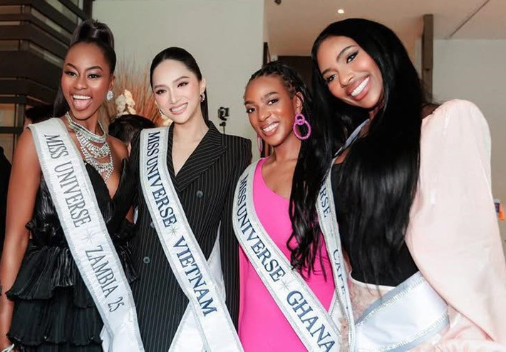 Từ Thái Lan, Hương Giang chia sẻ, dù có thử thách nào đang diễn ra, mỗi ngày cô vẫn sẽ cười thật tươi và tiến lên phía trước, rạng rỡ nhất có thể để khiến fan yên tâm và tự hào. Ảnh: FB Hương Giang.