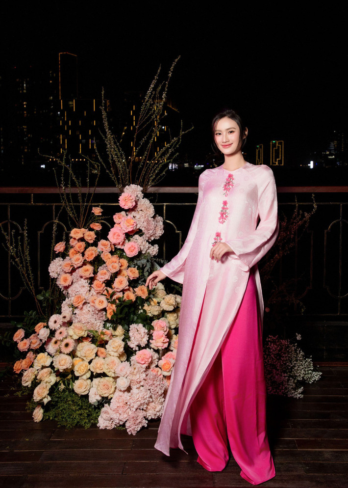 Hoa hậu Ý Nhi trở về Việt Nam từ cuối tháng 1/2026, tranh thủ tham gia các hoạt động và sự kiện trong nước. Ảnh: FB Ý Nhi.