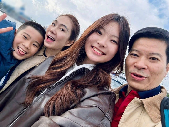 Vợ chồng Thanh Thảo Hugo đưa hai con đi du lịch châu Âu. Ảnh: Thanh Thảo Hugo.