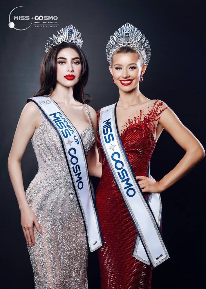 Danh hiệu Á hậu Miss Cosmo 2025 được trao cho Chelsea Fernandez - đại diện Philippines. Chelsea từng đoạt danh hiệu Miss Philippines Water ở cuộc thi Miss Philippines Earth 2019, vào top 15 The Miss Globe 2022, top 6 Miss Universe Philippines 2025. Ảnh: Miss Cosmo.