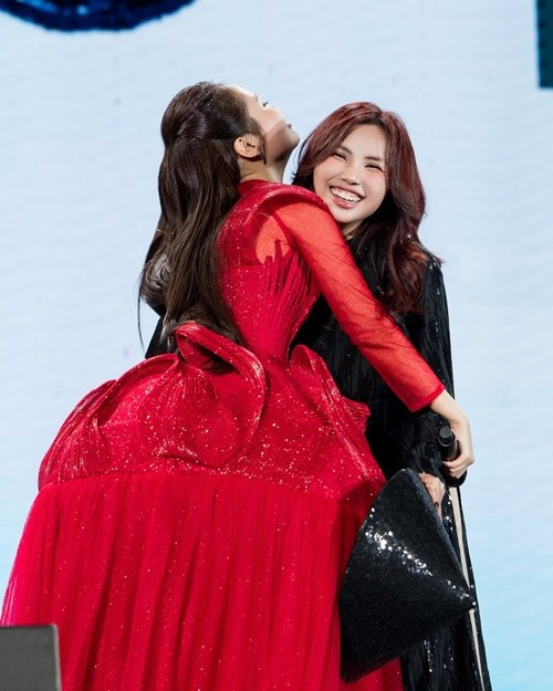 “Mình hiếm khi làm chị lắm. Tùy tâm trạng ngày hôm đó mà Chi quyết định mình là gì trong cuộc đời này”, Phương Mỹ Quyên nói. Ảnh: Instagram Phương Mỹ Quyên.