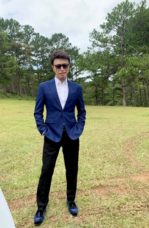 Tuy nhiên, không điều gì thúc đẩy các con của Tuấn Ngọc trở thành nghệ sĩ. Ảnh: Vietnamnet.