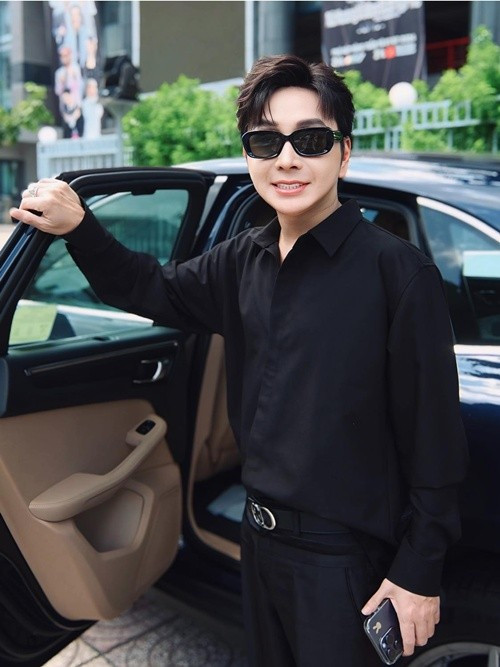 Hiện tại, Vũ Luân vừa hoạt động nghệ thuật vừa kinh doanh. Ảnh: FB Vũ Luân.