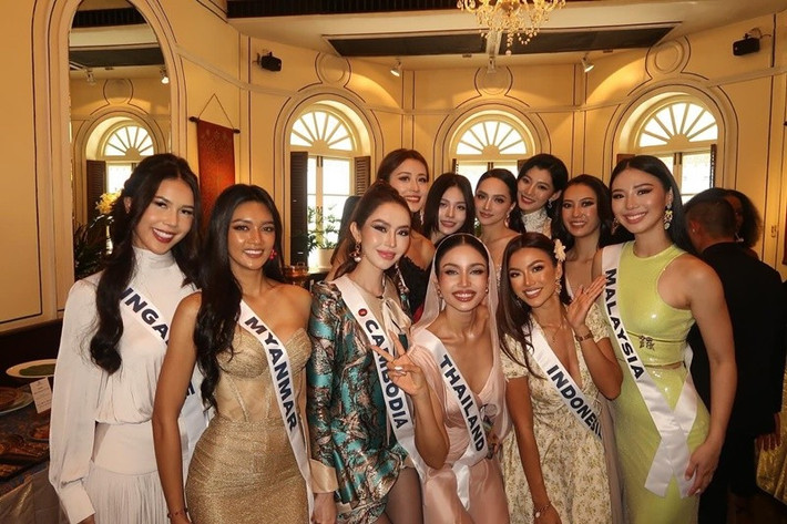 Đang thi quốc tế, Hương Giang ra mắt ca khúc mới. Cô chia sẻ rằng bài hát Trọn vẹn chính mình sẽ phát hành trên các nền tảng vào tối ngày 7/11. Ảnh: Galaxy Queen.