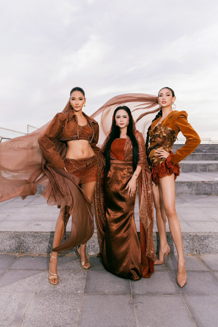 Trong mắt Hoàng Thùy, Võ Hoàng Yến luôn tỏa ra nguồn năng lượng tích cực, giao tiếp gần gũi, hòa đồng với tất cả mọi người xung quanh. Ảnh: FB Hoàng Thùy.