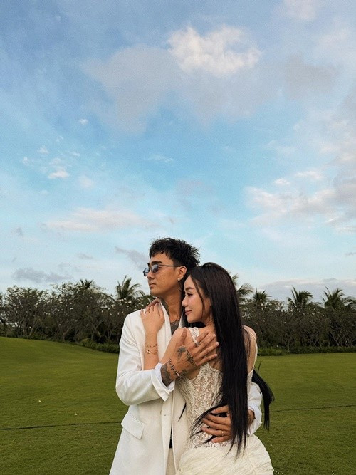 Sự yêu thương và đồng hành của Đạt G giúp Bảo Ngọc dần hoàn thiện bản thân, học cách chăm chút ngoại hình và tự tin hơn trong cuộc sống. Ảnh: FB Đạt G.