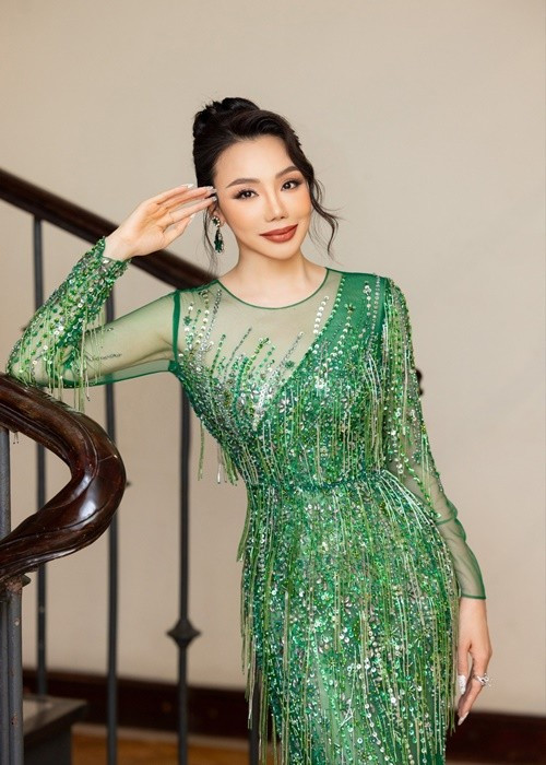 Tháng 4/2024, Hồ Quỳnh Hương cho biết, cô chưa tính đến chuyện làm đám cưới.