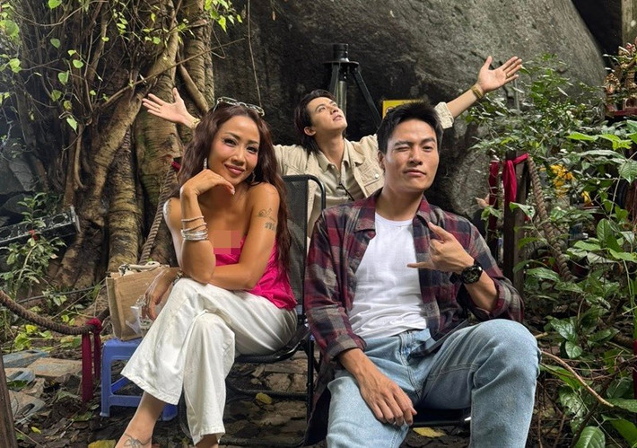 Nữ MC chia sẻ thêm rằng ngoài vất vả dưỡng da, cô còn lựa chọn quần áo và trang điểm kỹ lưỡng để phù hợp với làn da nâu. Ảnh: FB Ốc Thanh Vân.