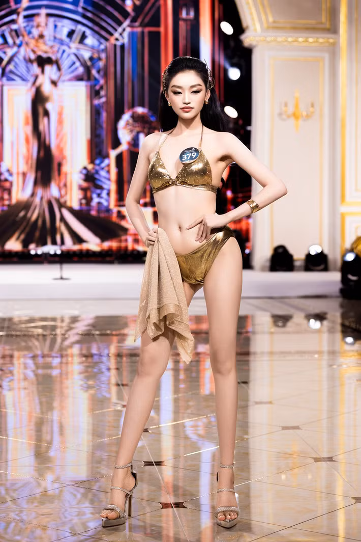 Nguyễn Thị Yến Nhi lọt top 5 Người đẹp diễn áo tắm đẹp nhất Miss Grand Vietnam 2025 do ban giám khảo bình chọn. Ảnh: Tiền Phong.