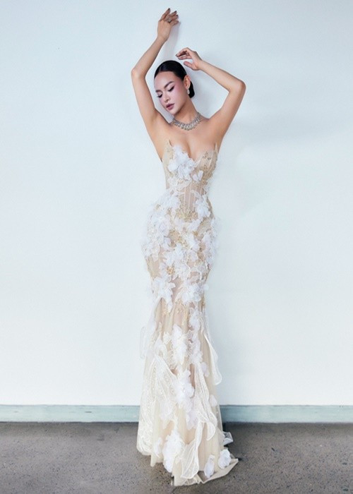 Hình thể của Mai Ngô ngày càng cuốn hút, gợi cảm. Ảnh: FB Mai Ngô.