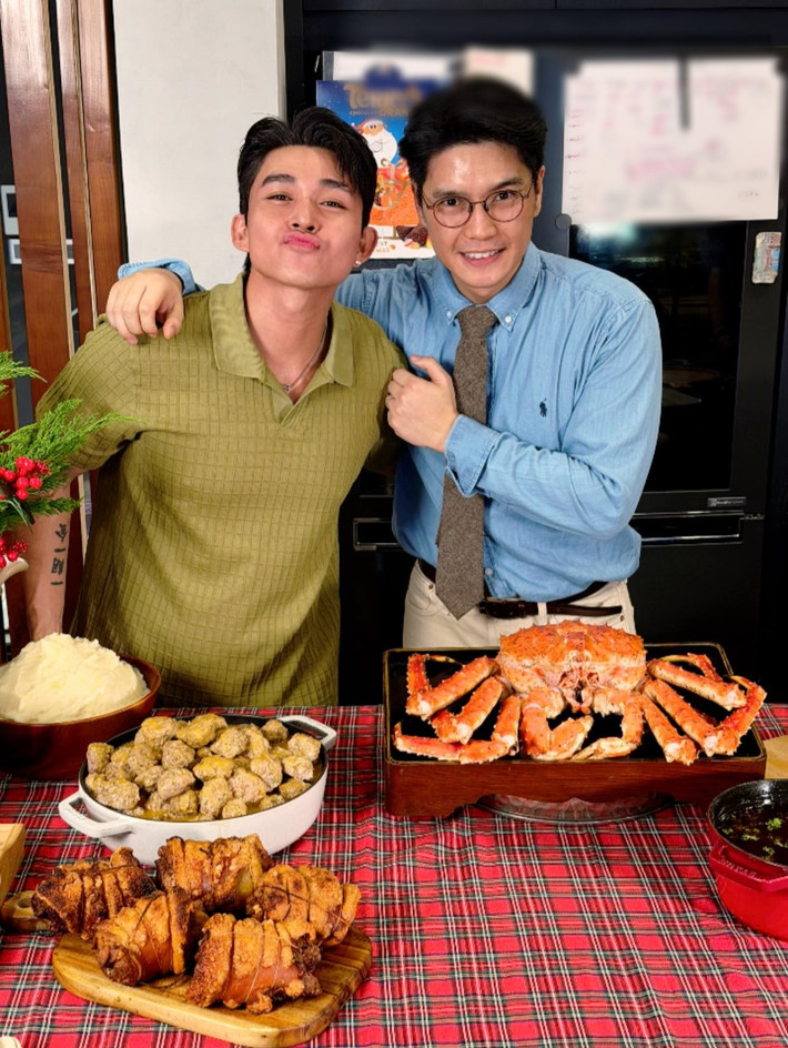 Ngô Thanh Vân một lần nữa khen ngợi khả năng nấu ăn Huy Trần. "Bếp ba Huy là số 1. Ba làm toàn đồ ăn ngon cho gia đình ăn", nữ diễn viên bày tỏ. Ảnh: FB Ngô Thanh Vân.