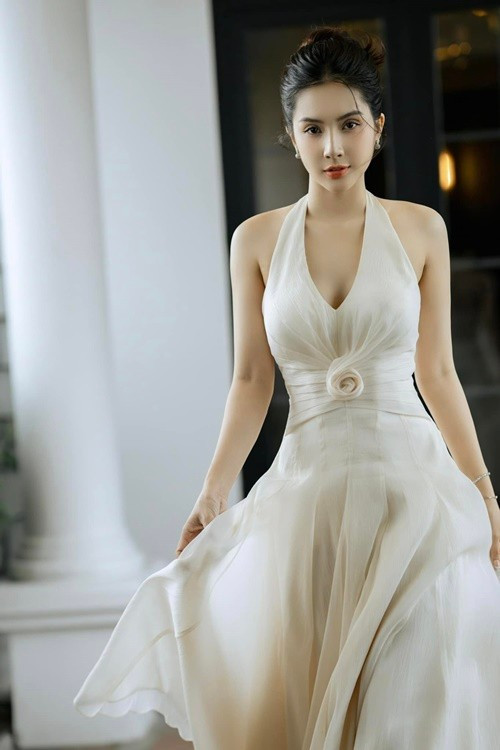 Phía Thiên An chia sẻ: “Có thông tin cho rằng “bà Trần Nguyễn Thiên An đã phải gỡ bỏ các bài viết gây nhầm lẫn” là không có cơ sở (đến nay bà An chưa nhận được bất cứ quyết định xử phạt hay kết luận vi phạm nào từ các cơ quan có thẩm quyền), chúng tôi khẳng định việc không tiếp tục để công khai các nội dung riêng tư trên trang cá nhân không dựa trên bất cứ quyết định hay phán quyết nào”. Ảnh: FB Thiên An.