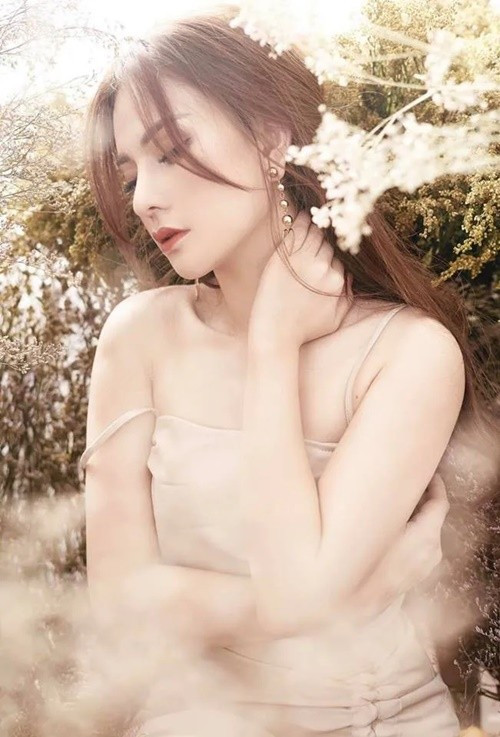 Thu Thủy hoạt động solo, được mệnh danh là nàng công chúa của Vpop từ năm 2007 - 2009. Nữ ca sĩ hiện tại tập trung kinh doanh. Ảnh: VTV.