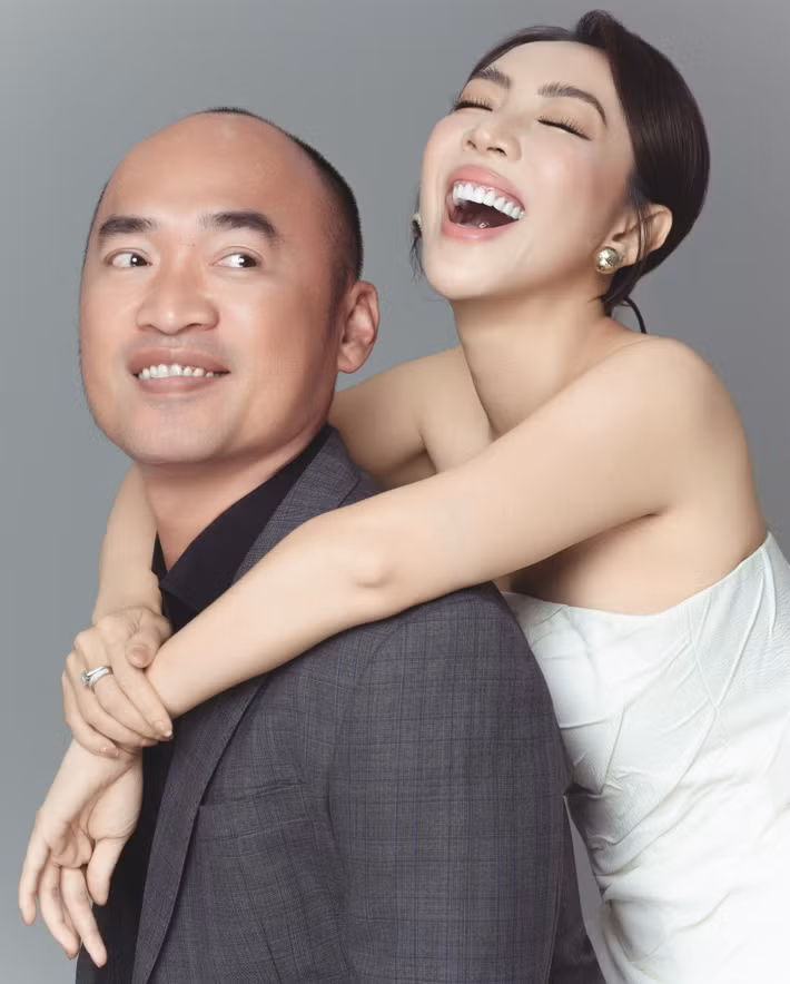 Vợ chồng Thu Trang song hành trong cuộc sống lẫn công việc. Ảnh: FB Tiến Luật.