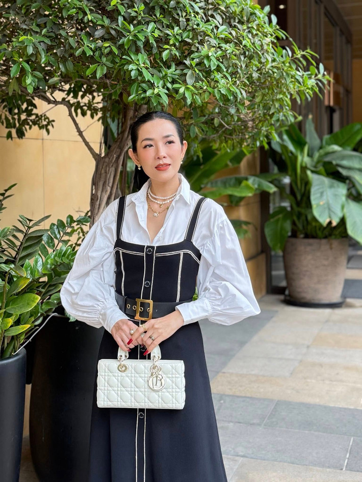 Yến Nhi sở hữu vẻ đẹp mặn mà, quý phái. Ảnh: FB Yến Nhi.