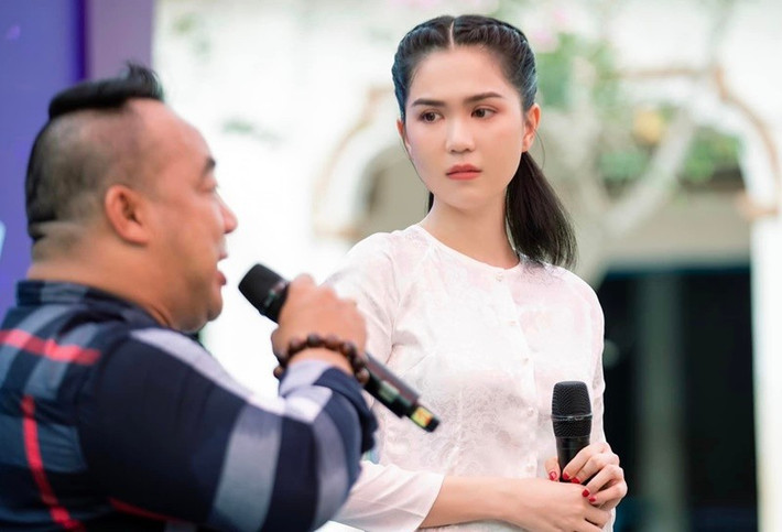 Ngọc Trinh viết trên trang cá nhân: "Xin gửi chút tấm lòng đến bà con chịu ảnh hưởng bởi bão Bualoi. Cầu chúc mọi người sớm vượt qua khó khăn, bình an trở lại”. Ảnh: FB Ngọc Trinh.