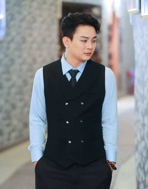 Ca sĩ Hoài Lâm ủng hộ 200 triệu cho bà con Khánh Hòa và Đắk Lắk. Ảnh: FB Hoài Lâm.