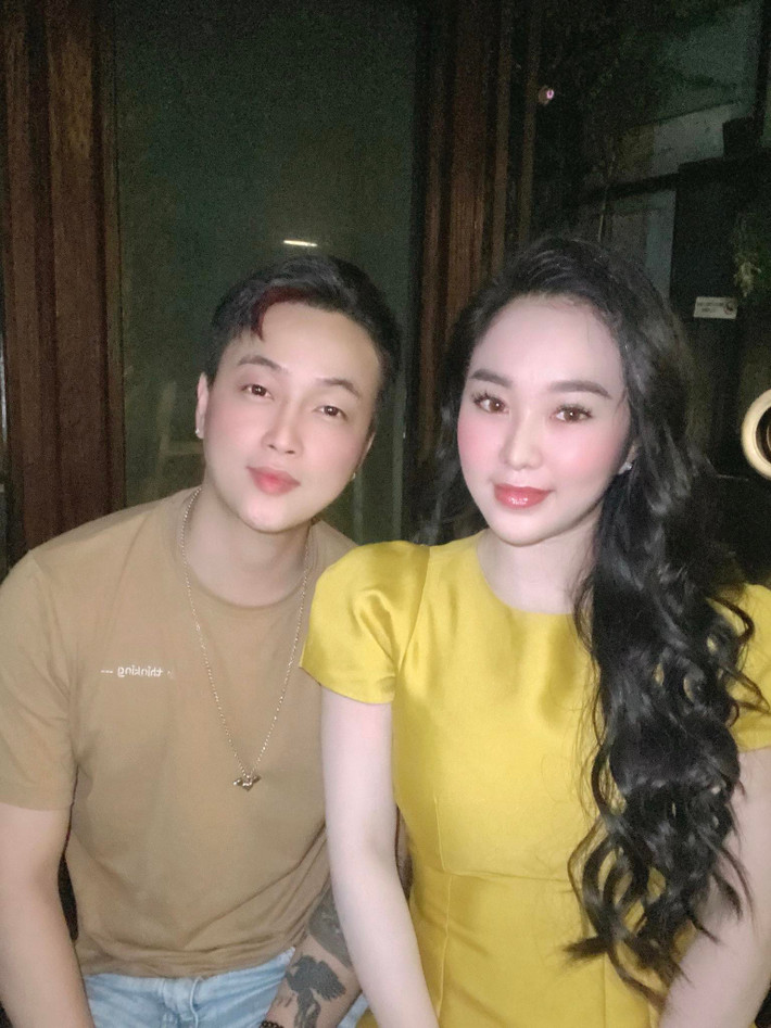 TiTi kết hôn với Tuyết Nhung vào năm 2024, hiện tại có một cậu con trai chung.