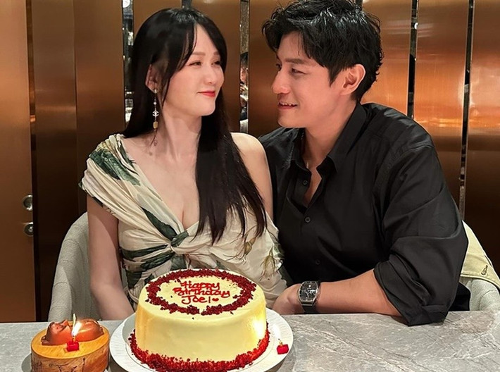 Vợ chồng Trần Kiều Ân luôn dính như sam sau khi kết hôn. Ảnh: Instagram Trần Kiều Ân.