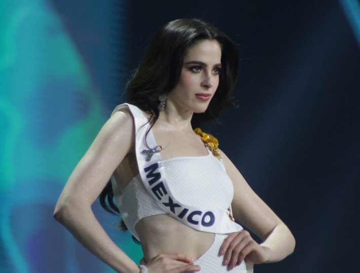 Mỹ nhân Mexico khoe thân hình gợi cảm, săn chắc ở bán kết Miss Universe 2025. Ảnh: FB Fatima Bosch.