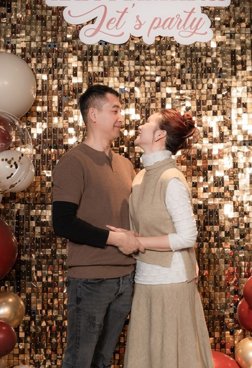 Cô chia sẻ thêm: “Nếu có đăng, đó là vì mình vui. Nếu có che, đó là vì mình muốn riêng tư”.