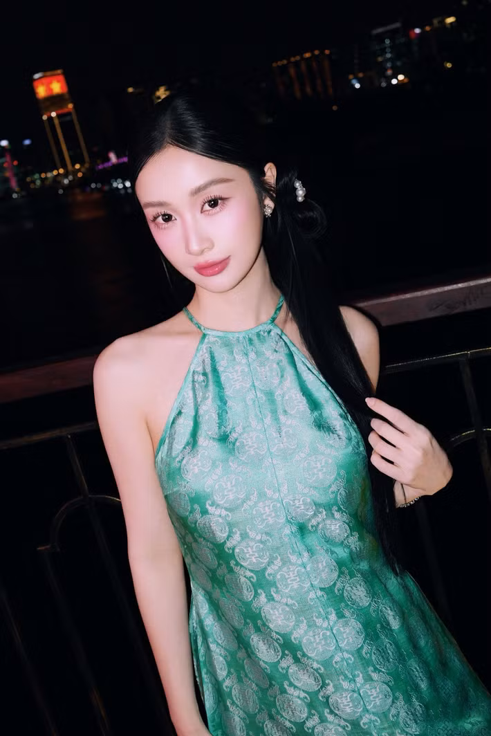 Jun Vũ bắt đầu được chú ý khi hoạt động với vai trò người mẫu ảnh. Bước ngoặt lớn trong sự nghiệp của cô đến từ lĩnh vực điện ảnh. Ảnh: FB Jun Vũ.