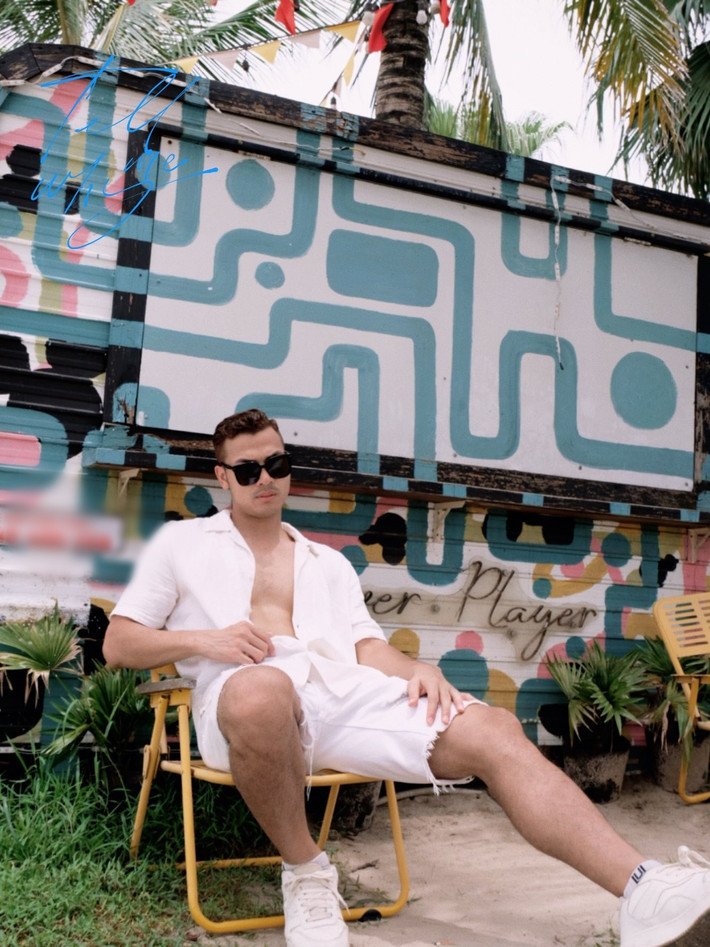 Chồng Kim Oanh từng đoạt danh hiệu Á quân Next Top Model 2013. Ảnh: FB Vũ Tuấn Việt.