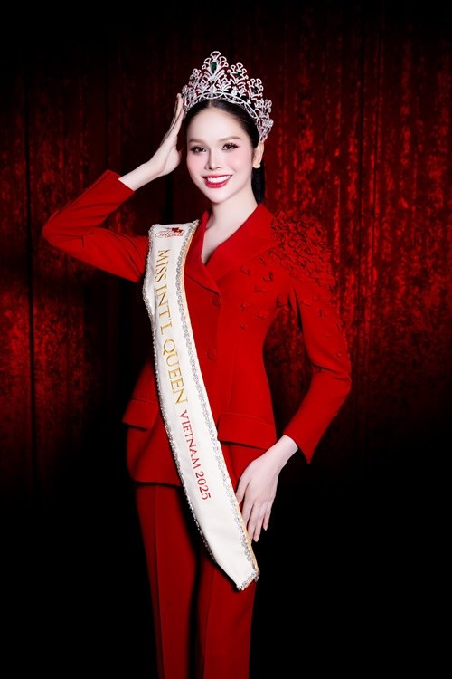 Cô sẽ đại diện Việt Nam ở Hoa hậu Chuyển giới Quốc tế 2025. Ảnh: FB Hà Tâm Như.