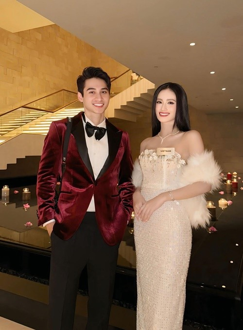 Sang Ấn Độ làm giám khảo Miss World 2025, Tuấn Ngọc hội ngộ Ý Nhi. Ảnh: FB Tuấn Ngọc.