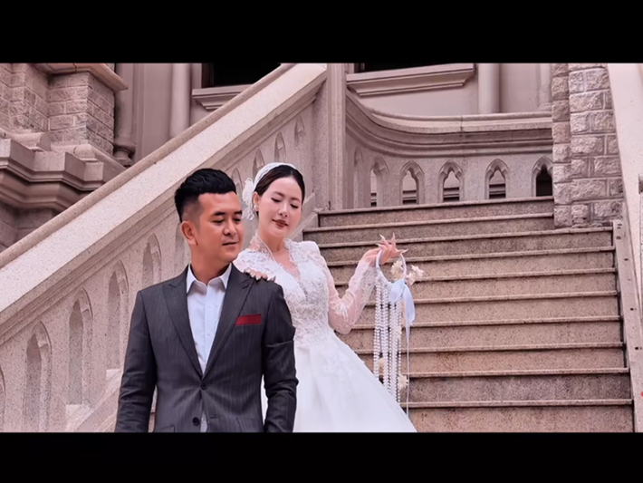 Trước giờ G, nam diễn viên phim Đất phương Nam chia sẻ hình ảnh bên vợ khi chụp ảnh cưới. Ảnh: FB Hùng Thuận.