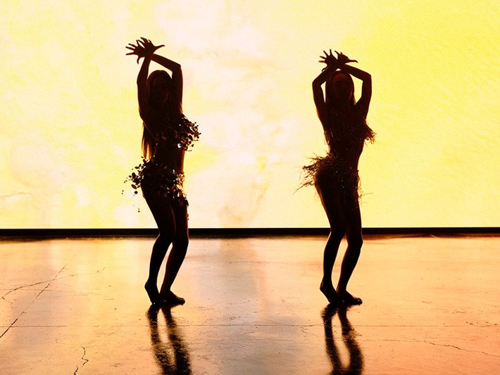 Trước màn hợp tác với Chi Pu, Văn Mai Hương cho biết, cô chưa từng ghét Chi Pu. "Tôi xem và nể Chi ở hành trình đạp gió", Tiền Phong dẫn lời Văn Mai Hương. Ảnh: Đẹp.