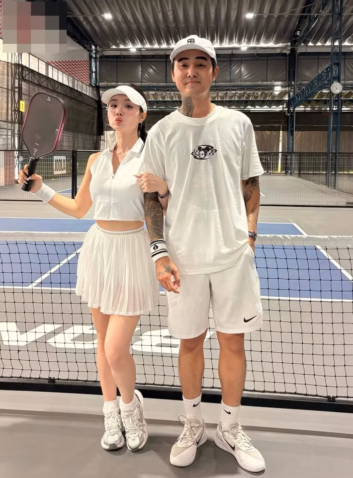 "Vợ này là vợ gì? Vợ này vợ Đạt G", Bảo Ngọc từng viết trên trang cá nhân.