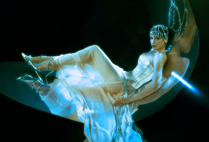 Dù 3 con, Hà Hồ vẫn sở hữu nhan sắc nuột nà không kém thời son rỗi. Ảnh: FB Hồ Ngọc Hà.