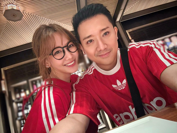 Tháng 7/2025, Trấn Thành nhắn nhủ Hari Won rằng nhiệm vụ của cô phải luôn hạnh phúc. Ảnh: FB Trấn Thành.