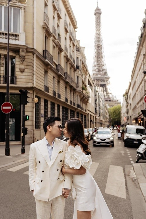 Trên trang cá nhân, doanh nhân Đỗ Vinh Quang nhắn nhủ Hoa hậu Đỗ Mỹ Linh: "Chúc mừng sinh nhật mẹ Titi. Mong mọi điều may mắn và tốt đẹp nhất sẽ luôn đong đầy". Ảnh: FB Đỗ Vinh Quang.