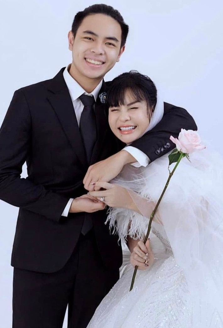 Cát Phượng chia sẻ, Thiên Minh ít nói, điềm tĩnh trong mọi hoàn cảnh. Ảnh: FB Cát Phượng.