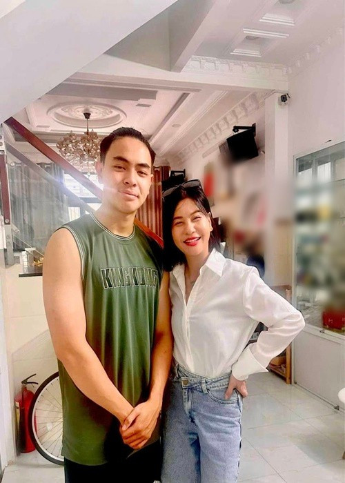 Thiên Minh là con trai của Thái Hòa và vợ cũ Cát Phượng, sinh năm 2001. Ảnh: FB Cát Phượng.