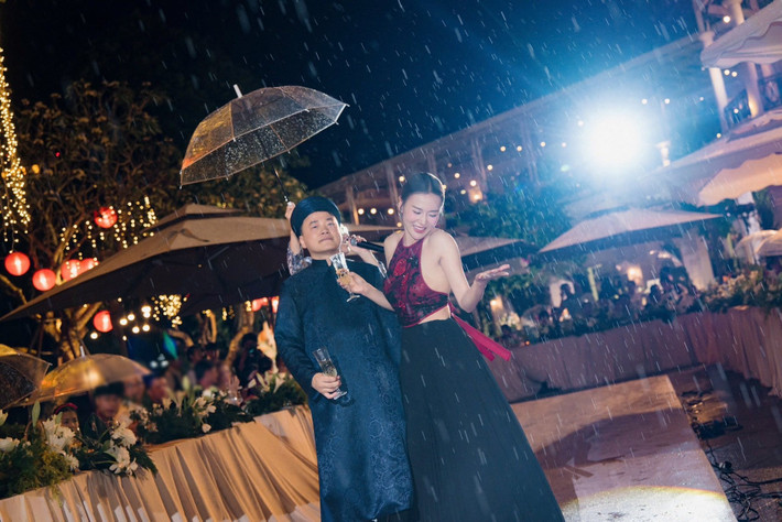 Phương Oanh chia sẻ trên Tiền Phong, Shark Bình luôn ủng hộ cô trở lại với đam mê nghệ thuật sau khi có con.