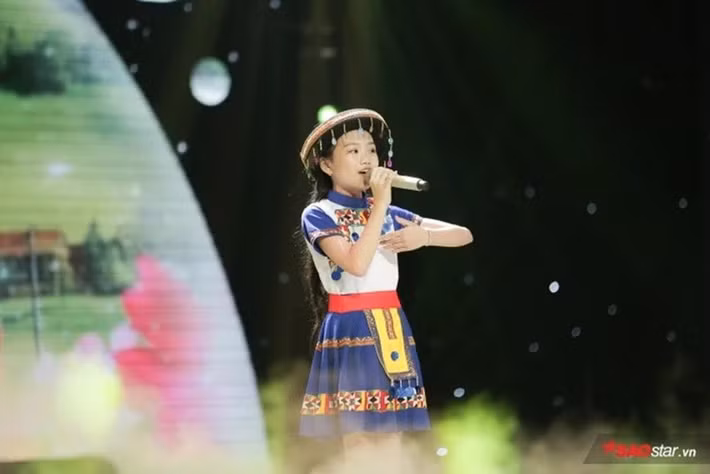 Học trò của Bảo Anh - Khắc Hưng dừng chân vòng thi minishow ở Giọng hát Việt nhí 2018. Ảnh: Saostar.