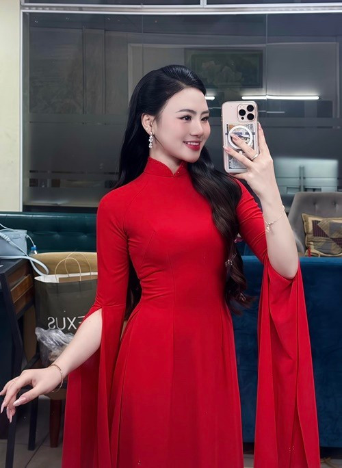 Bảo Anh lột xác xinh đẹp sau 7 năm rời cuộc thi Giọng hát Việt nhí. Ảnh: FB Bảo Anh.