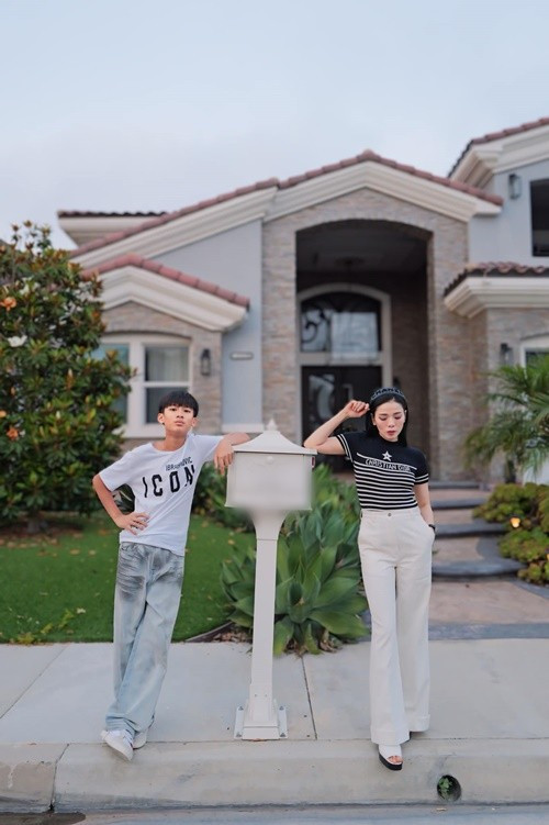 Nữ ca sĩ còn có biệt thự ở Mỹ. Ảnh: FB Lệ Quyên.