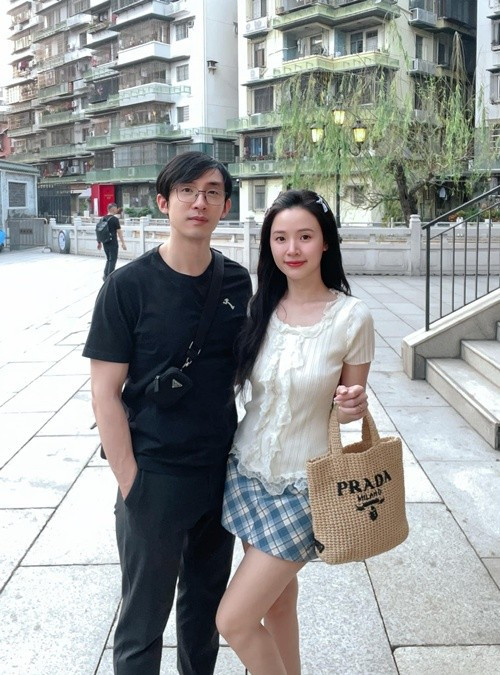 Gần đây, Midu tiết lộ tên phim 1314 liên quan đến chuyện tình của cô. Cụ thể, 1/4 là ngày Minh Đạt tỏ tình, 13/4 là ngày cô đồng ý nhận lời làm bạn gái Minh Đạt. Ảnh: FB Midu.