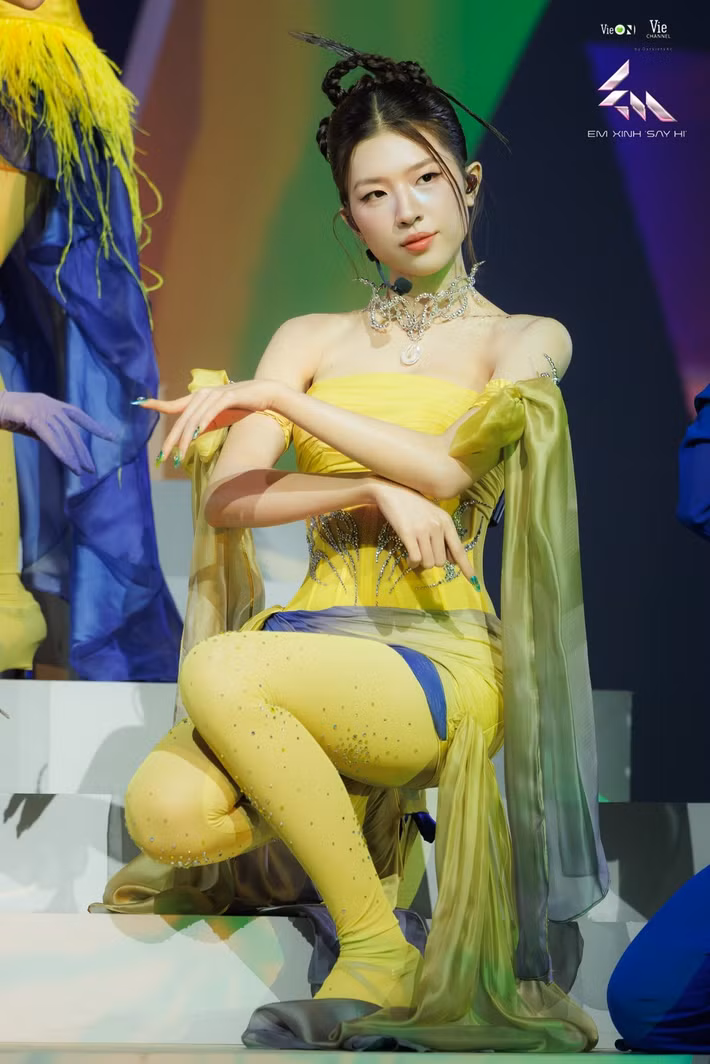 Lamoon từng lọt top 6 Vietnam Idol 2023 và góp mặt trong nhóm nhạc nữ toàn năng Best 5 tại chung kết chương trình Em xinh say hi 2025. Ảnh: Tiền Phong.
