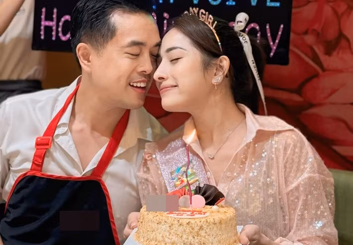 Trong gia đình, cả hai giữ sự độc lập về tài chính. Ngọc Duyên cho biết cô không quá bận tâm đến thu nhập hay quỹ riêng của chồng. Ảnh: FB Ngọc Duyên.